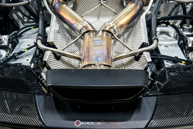 Illustration for article titled The McLaren P1 Like You've Never Seen It Before: Taken Apart